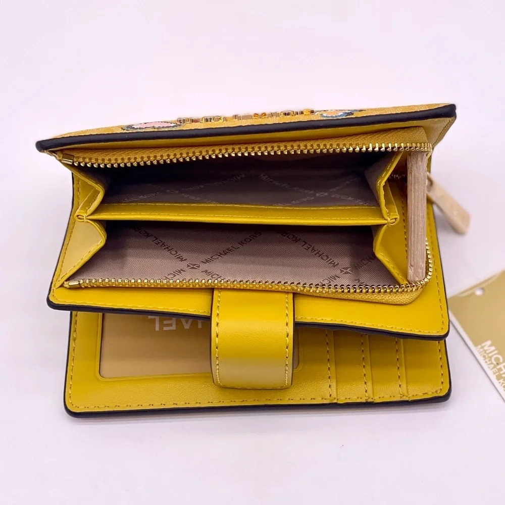 Michael Kors Jet Set Medium Printed Signature Logo Wallet